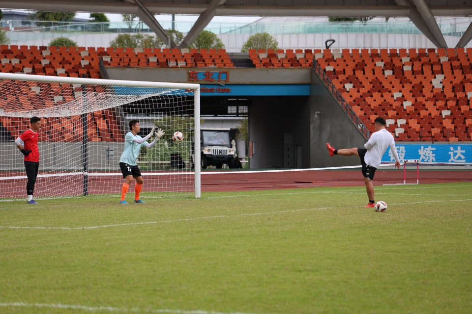 据了解, DwqBN, 训练期间