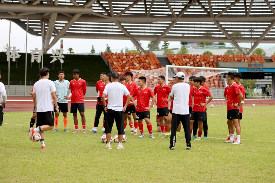 老鹰, 训练中有收, 整体竞争力